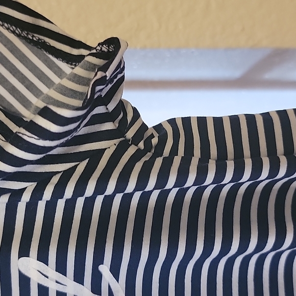 Violet & Ruby Maternity Shirt - Picture 4 of 6